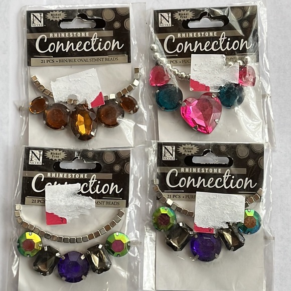Brand New Lot of 14 pkgs of Nicole Rhinestone Connection Beads - Picture 3 of 5